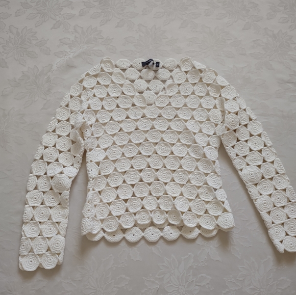 Theory crochet cotton blend chunky open knit long sleeves v-neck
